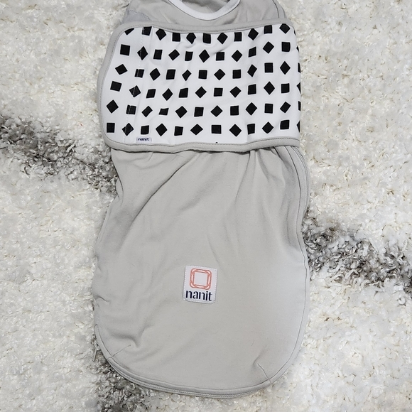New Nanit Swaddles 0-3m - Picture 11 of 12
